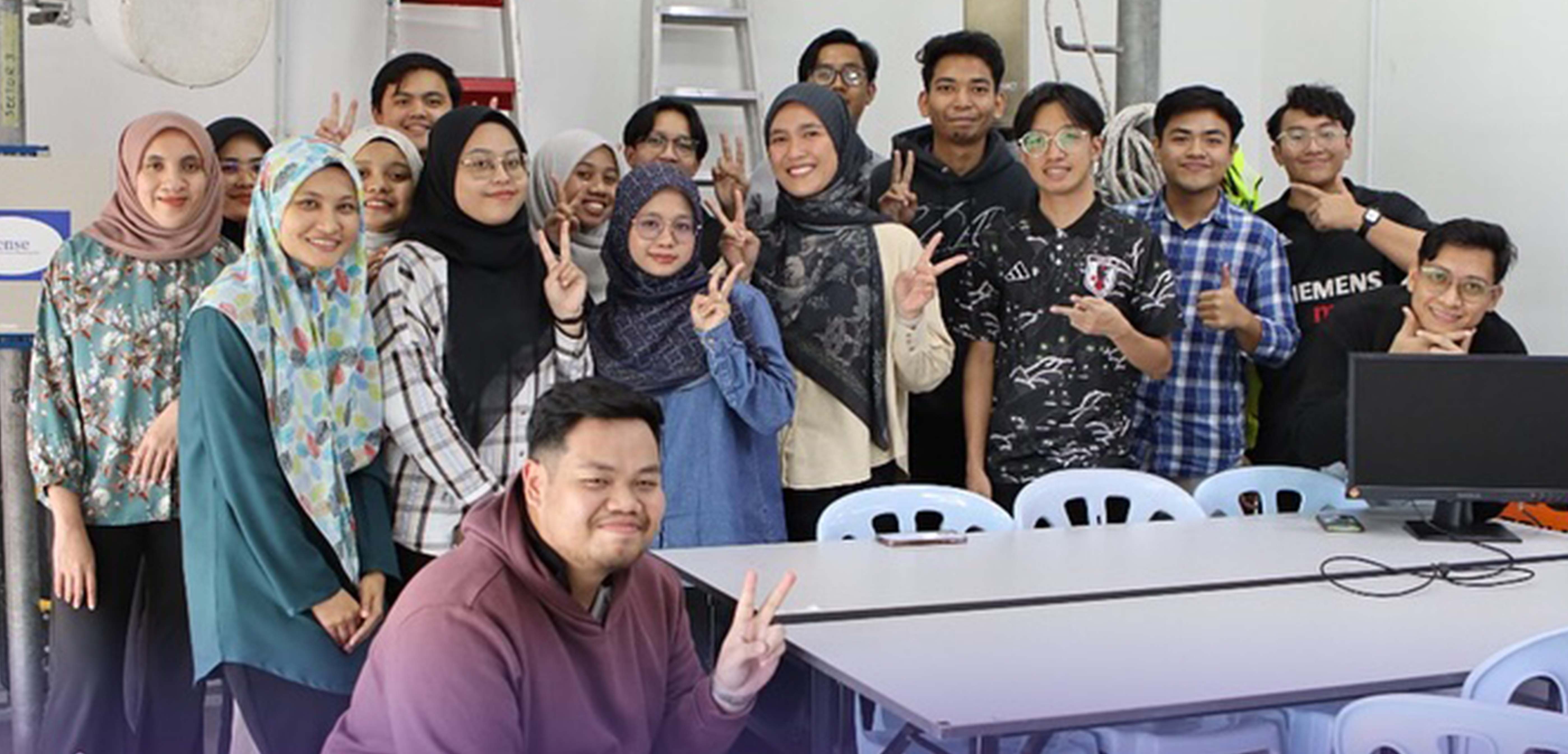 Industry Visit by CCS Comservice to TEC